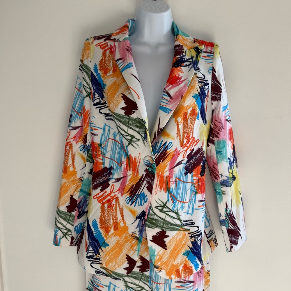 Colorful Abstract Women's 2 piece Blazer set size Small
